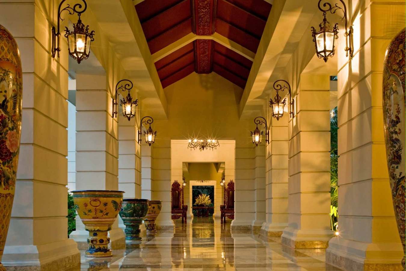 Colonnade - Phoenix Yogyakarta