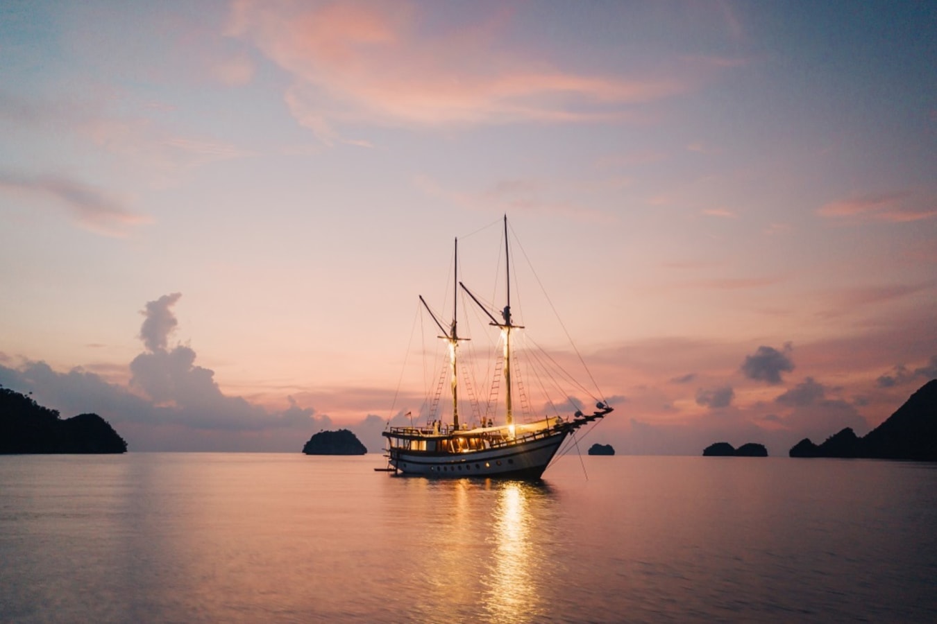 Senja at Night