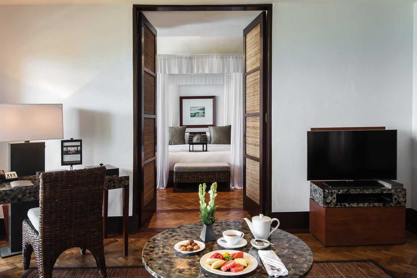 One Bedroom Deluxe Suite