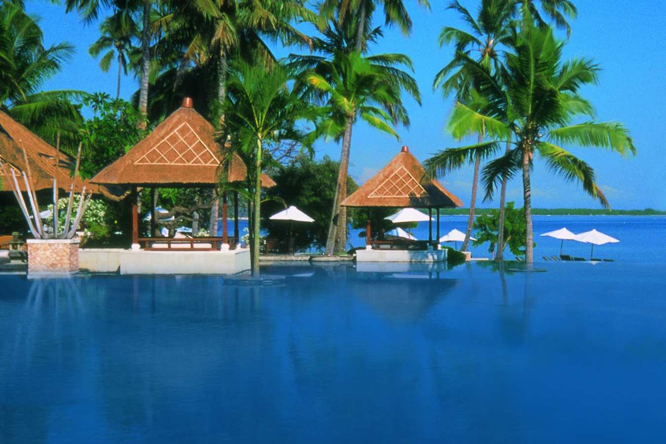 Main pool during the day