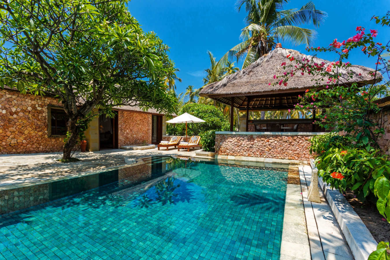 Villa with private pool