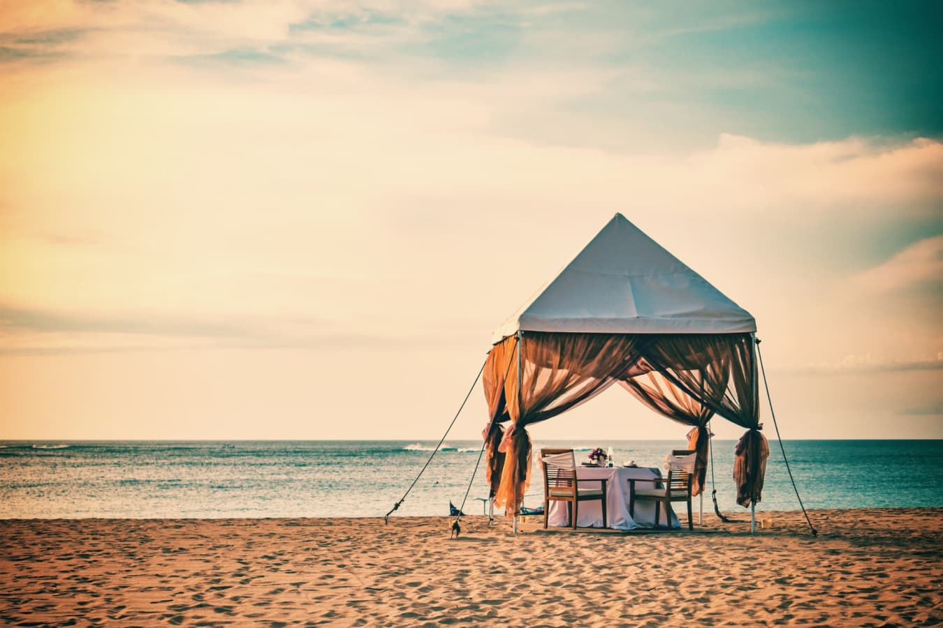 Beach Dining