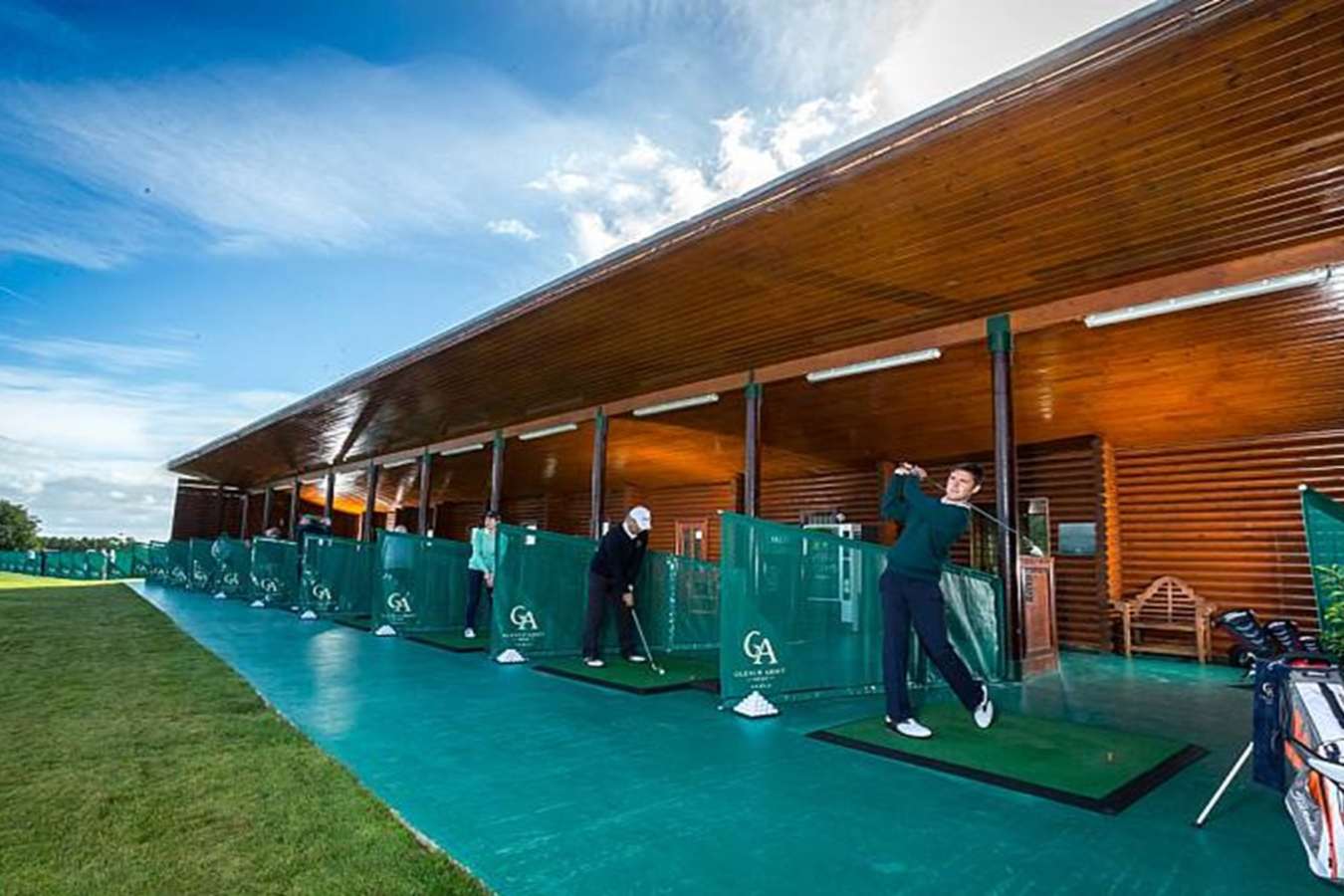 driving range 