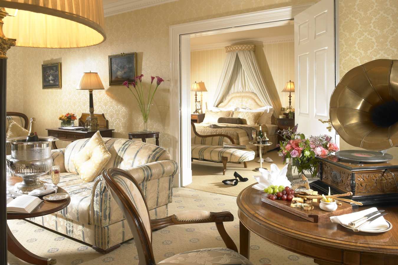 Grand Suite - Hayfield Manor Hotel