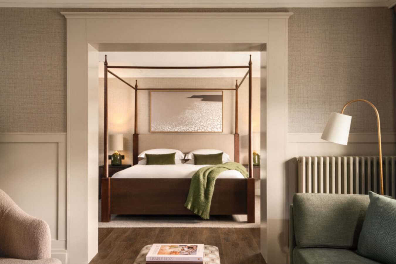 The Suite Living Room 