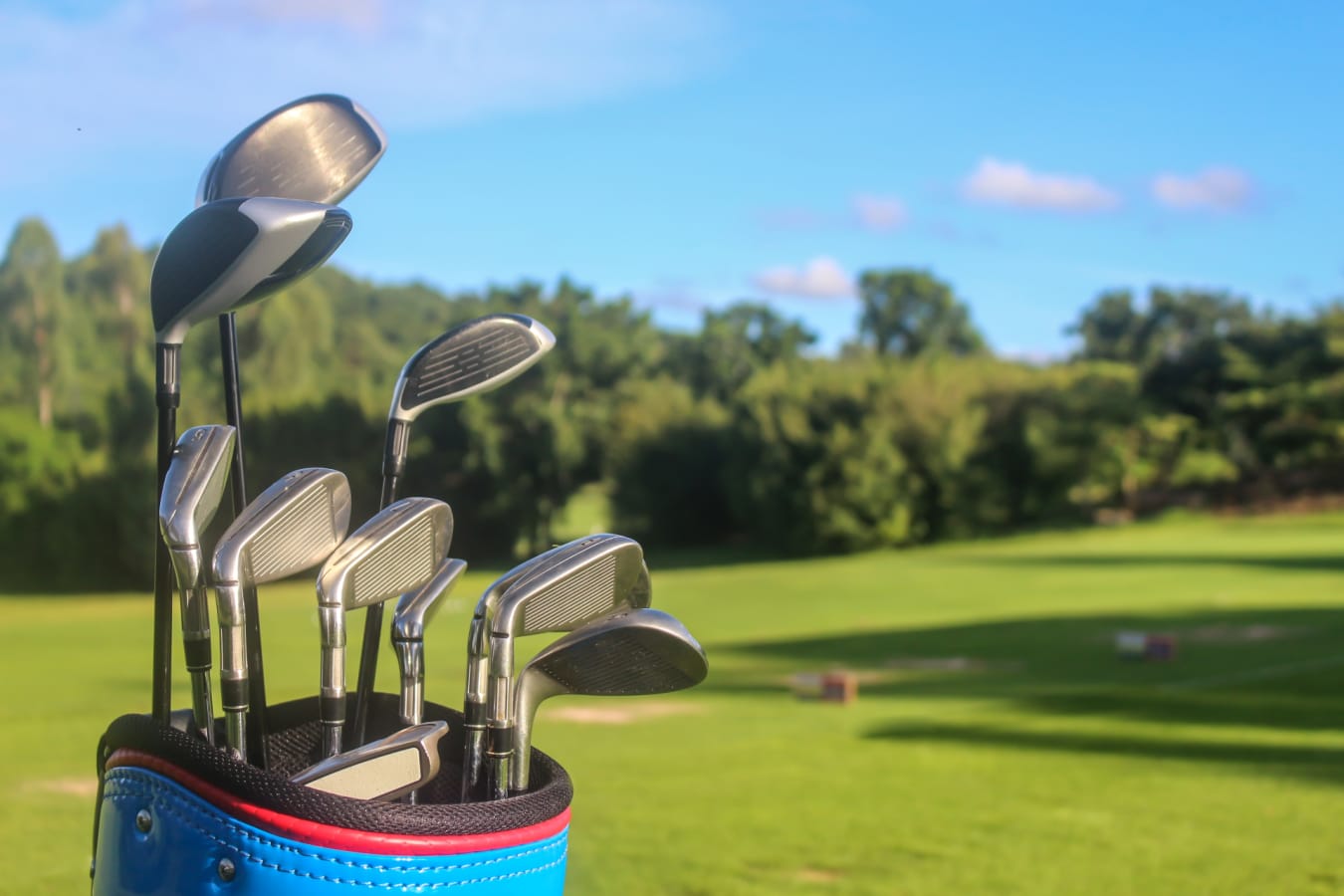 Golf clubs 