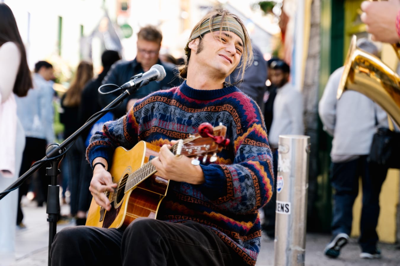 Street musician 