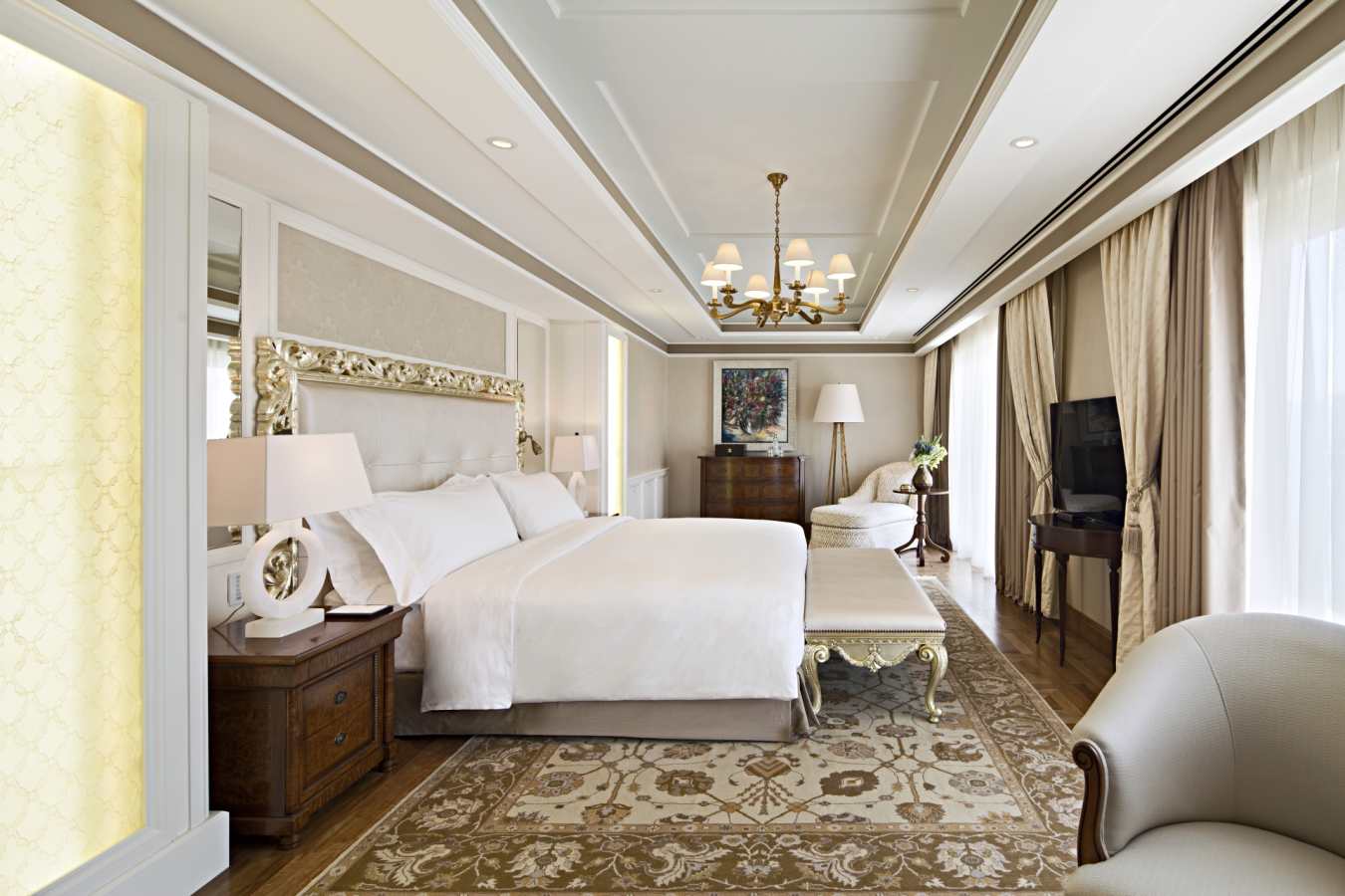 Noble Suite Bedroom