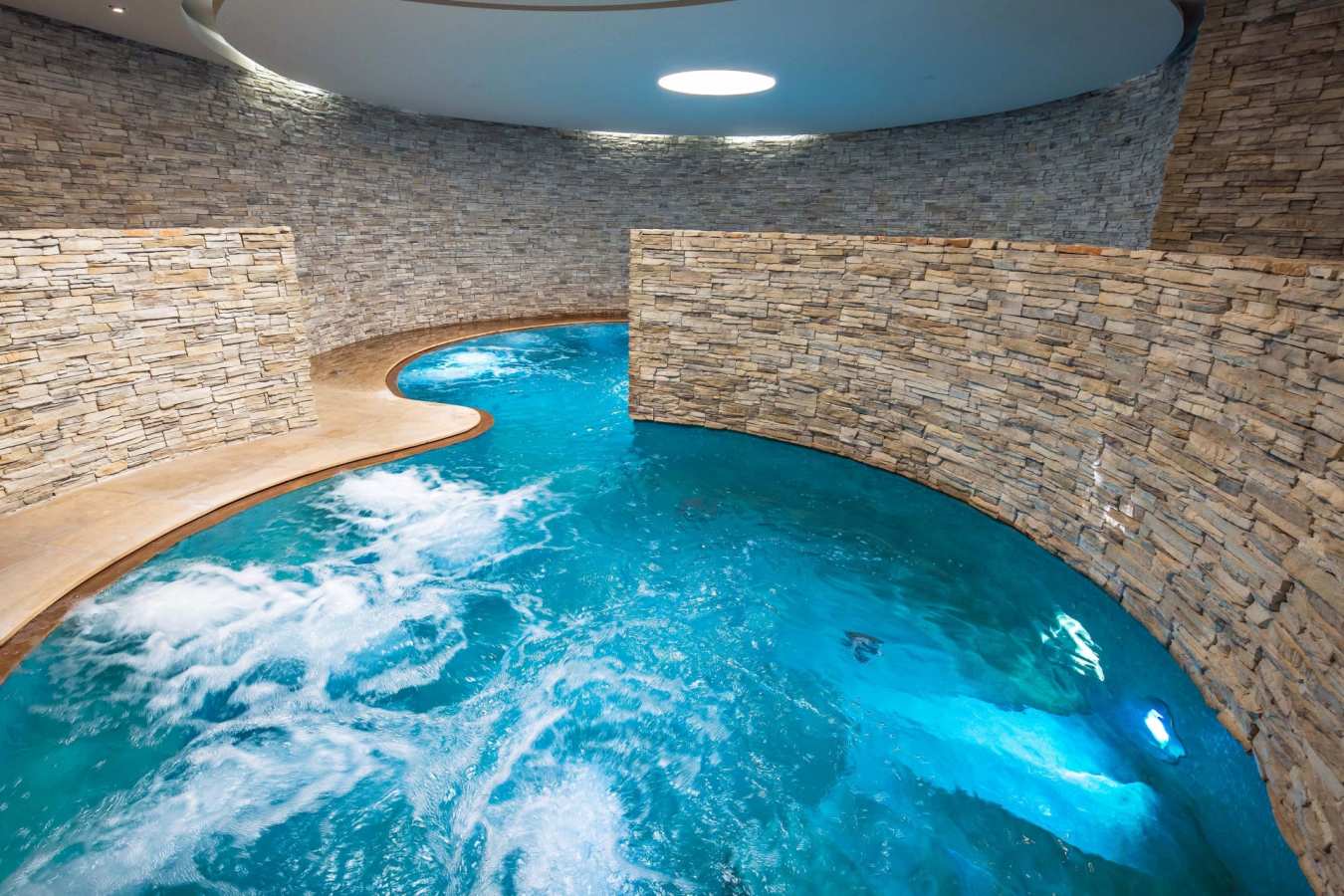 Spa pool 