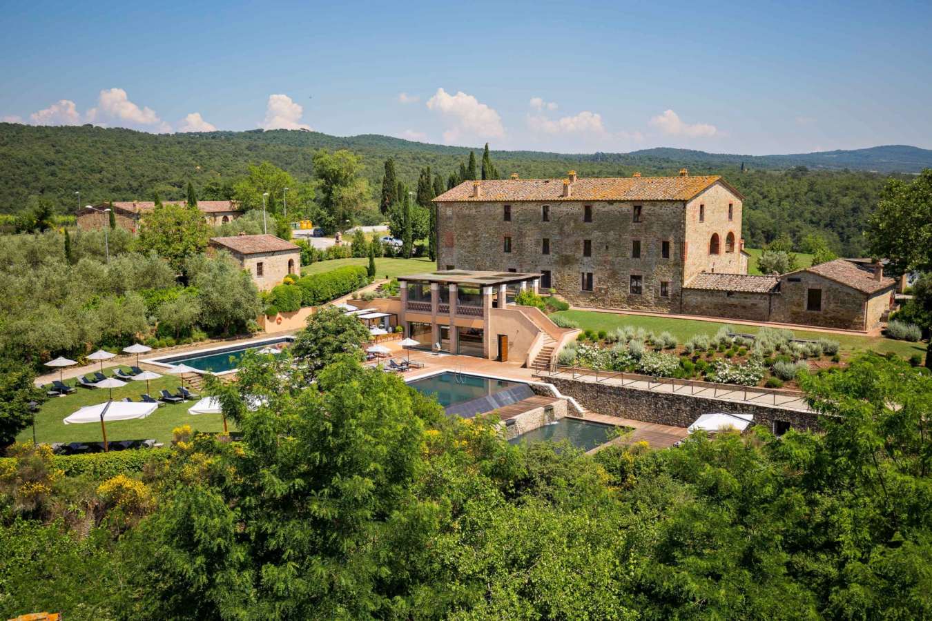 Exterior and grounds 