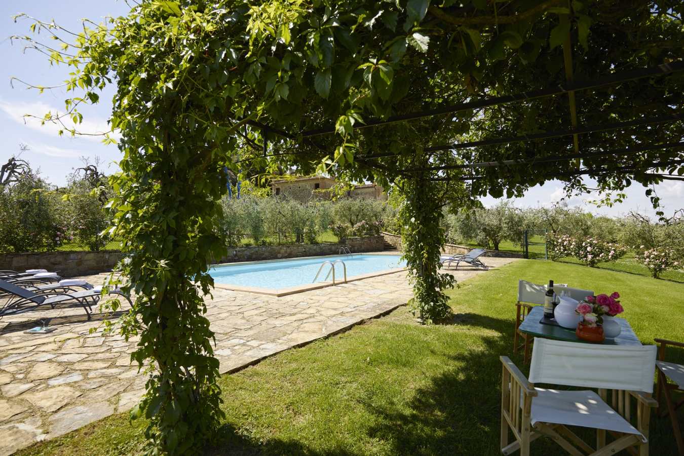 Gardens and Swimming Pool - Castellare de Sernigi