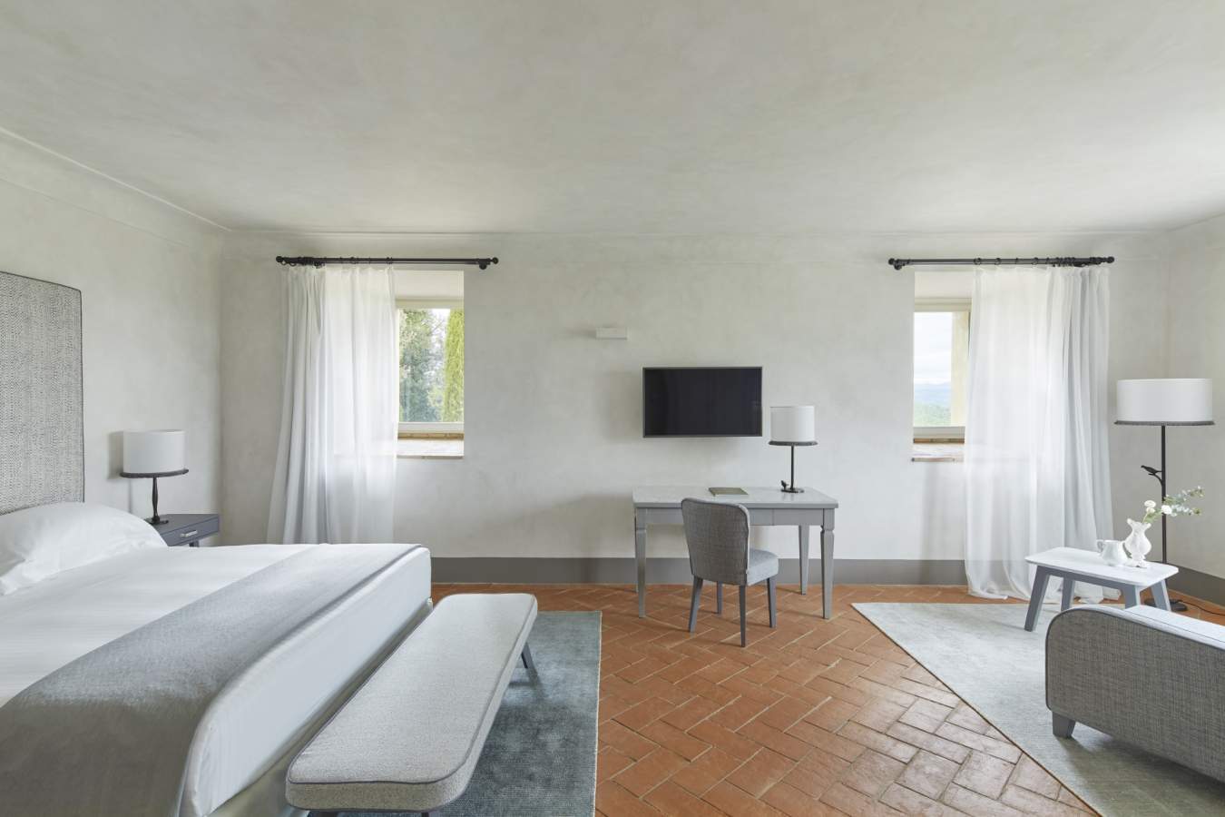 COMO Suite Master Bedroom