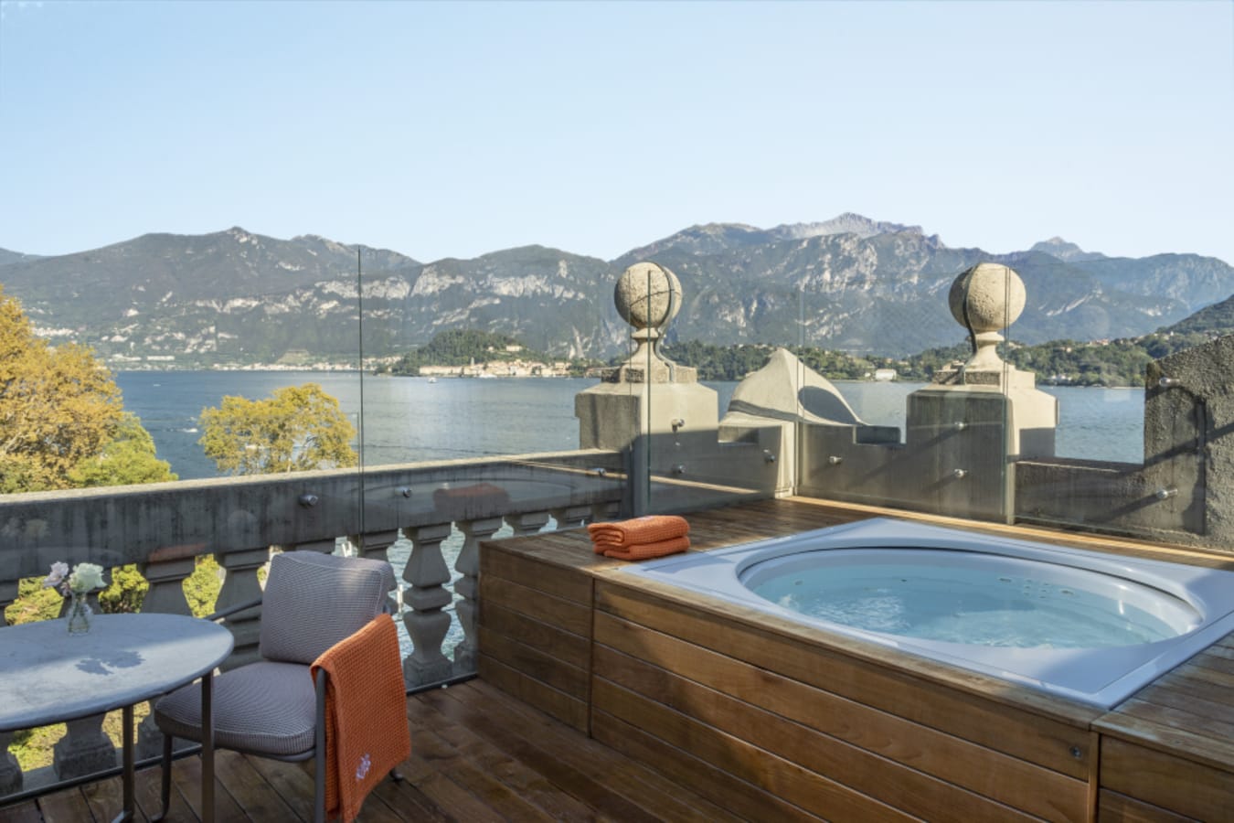 Roof Top Corner Suite