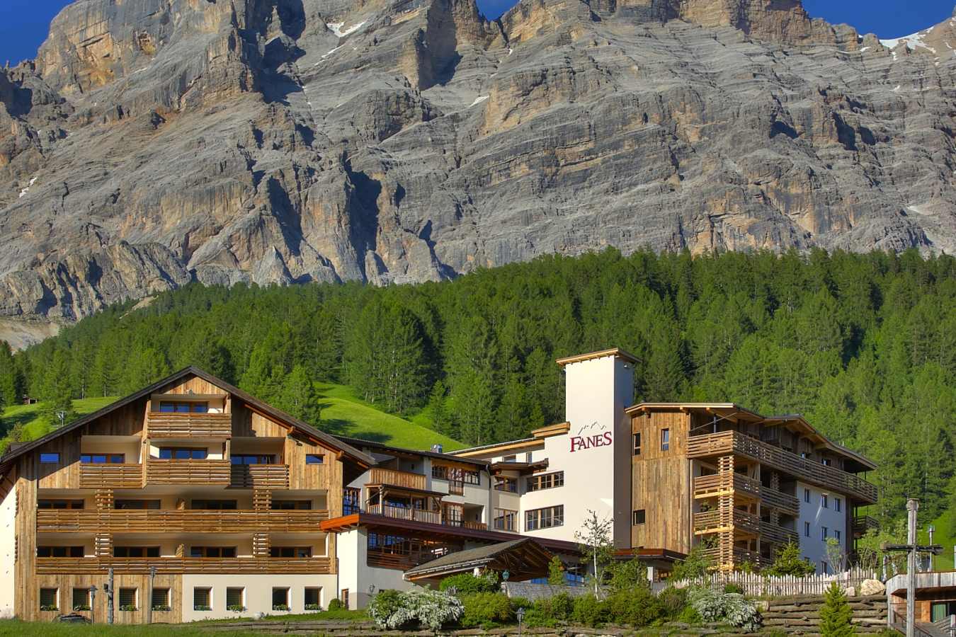Exterior - Hotel Fanes - Summer