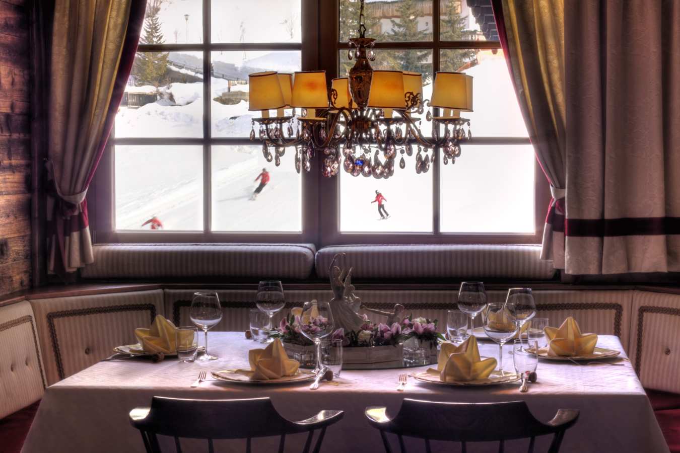 Les Stues - Hotel La Perla