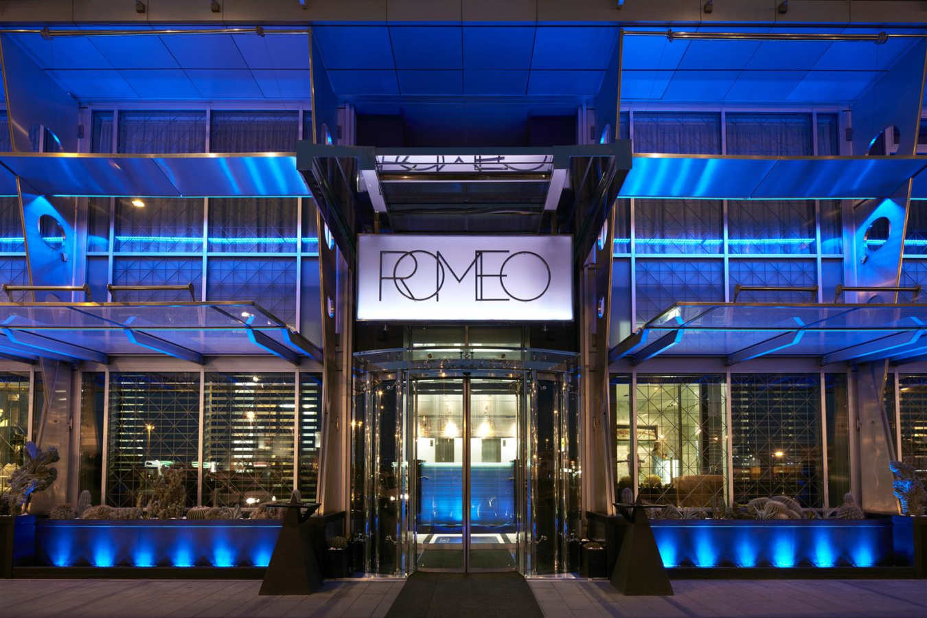 Facade - Hotel Romeo