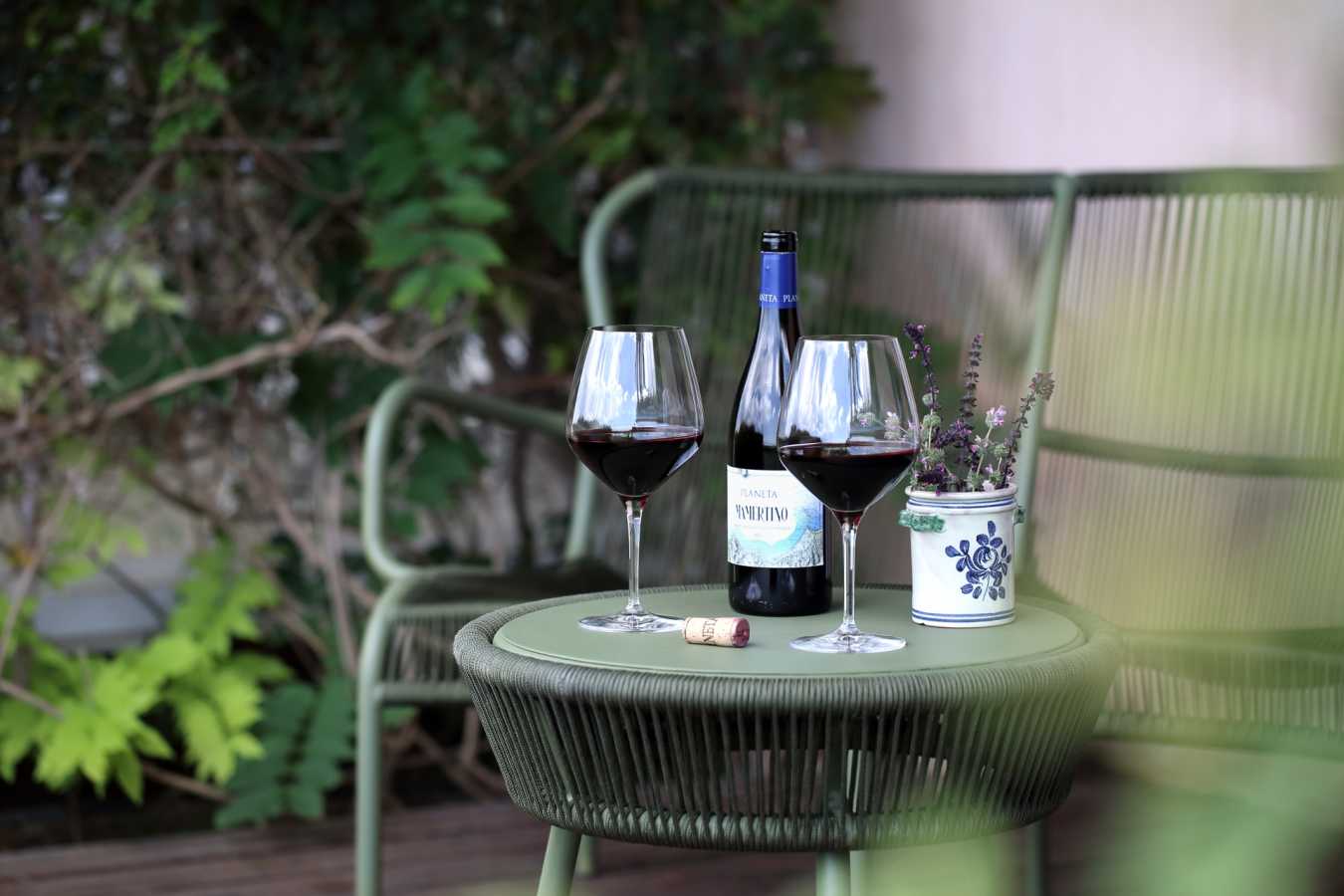 Planeta wine