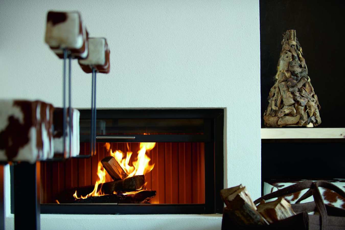 Fireplace - Lagacio Mountain Residence