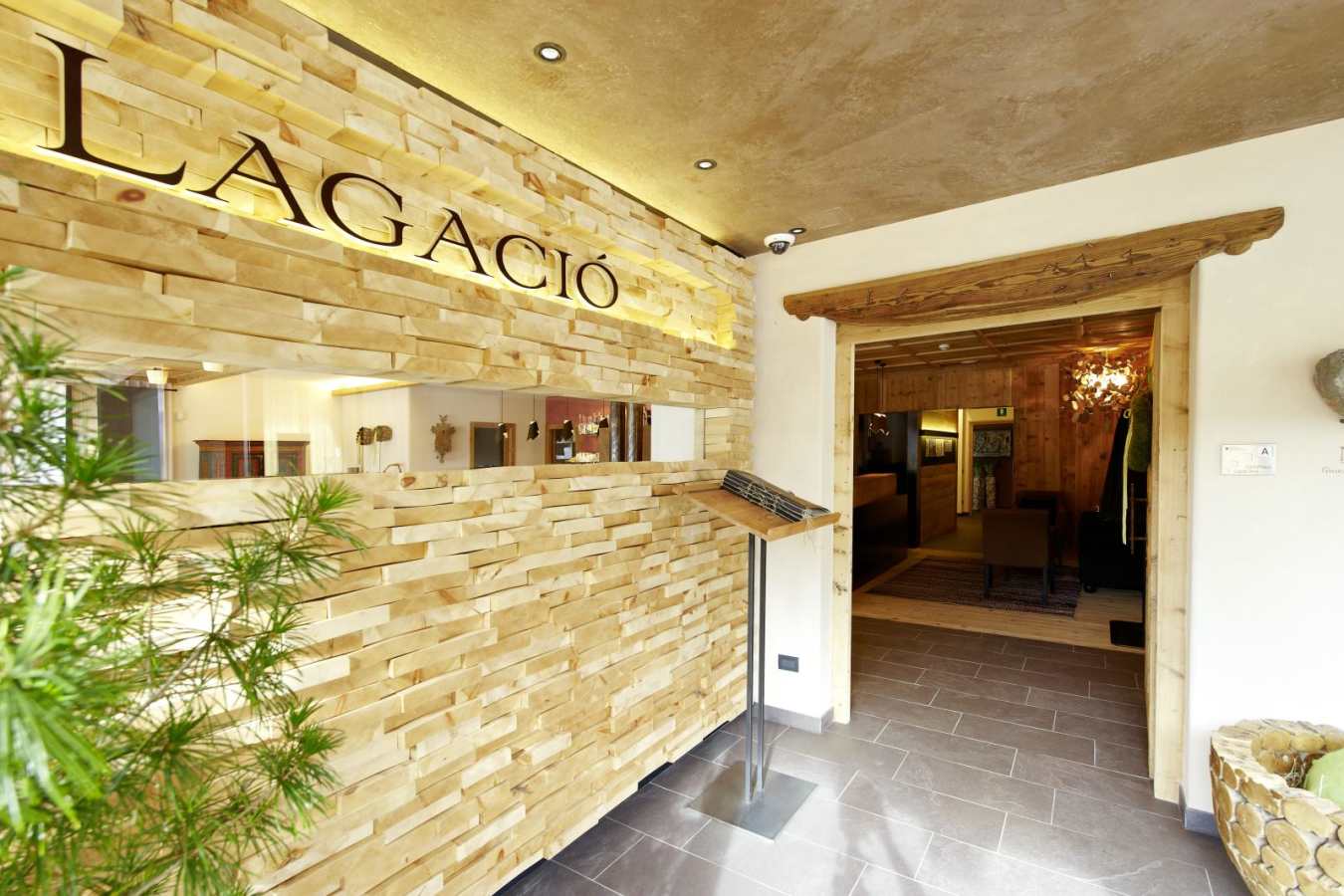 Entrance - Lagacio Mountain Residence