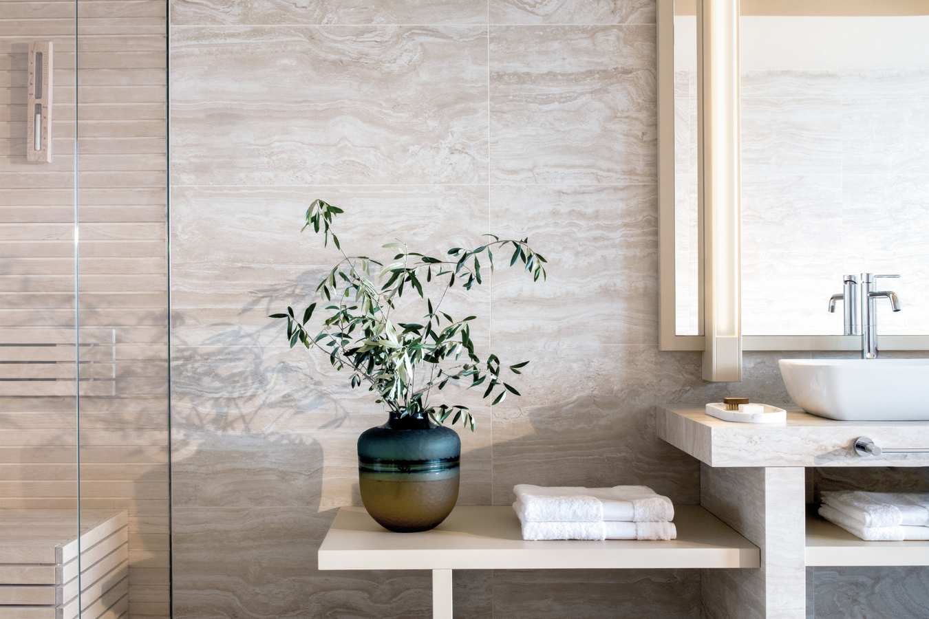 Lefay Resort - Sky Suite Bathroom 