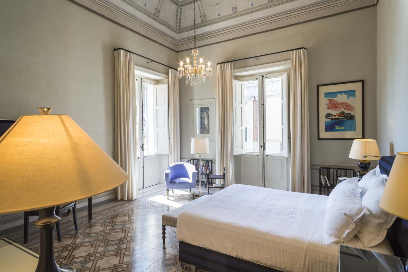 Roman Suite