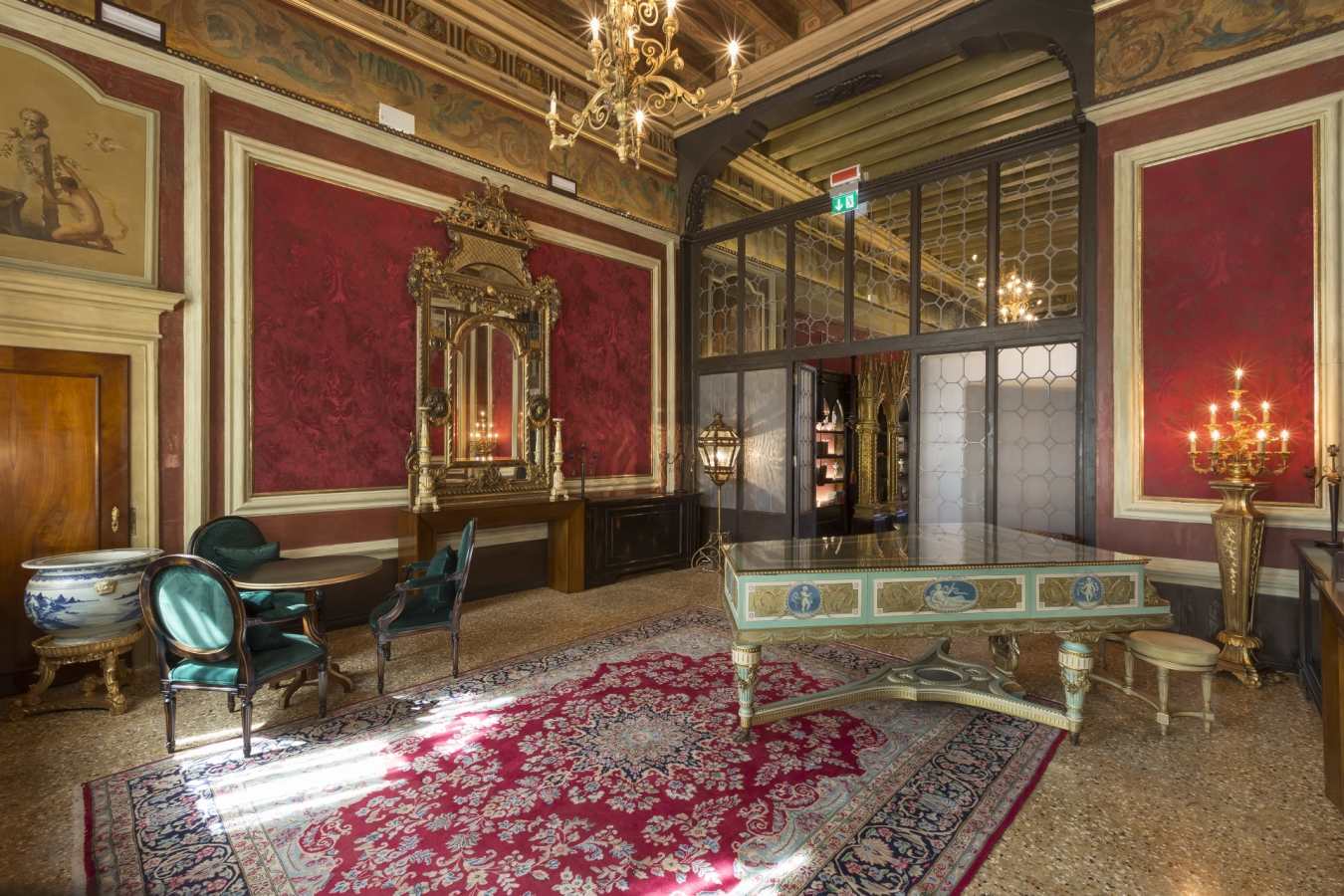 Noble floor