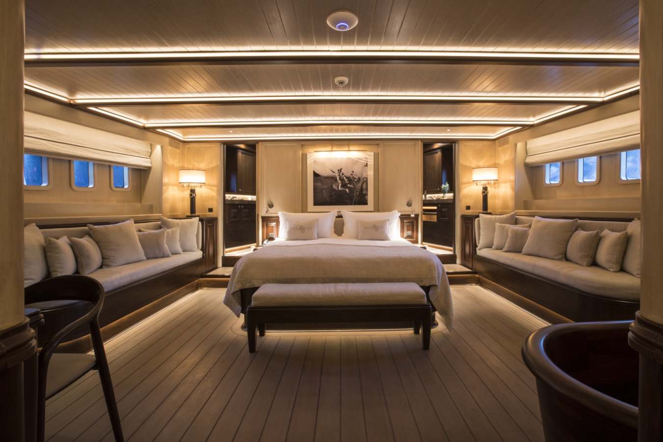 Master bedroom - Satori Yacht