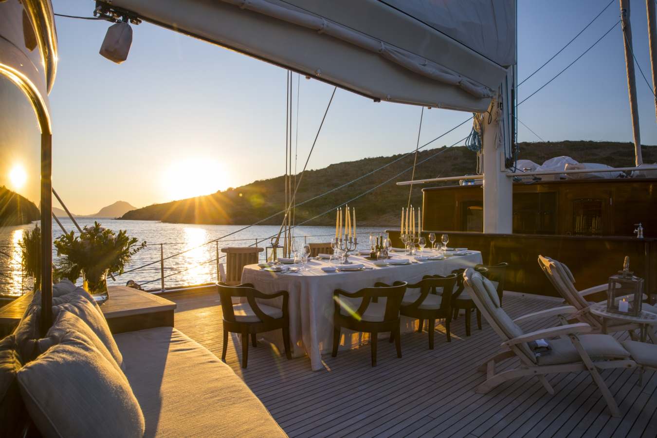 Dining - Satori Yacht