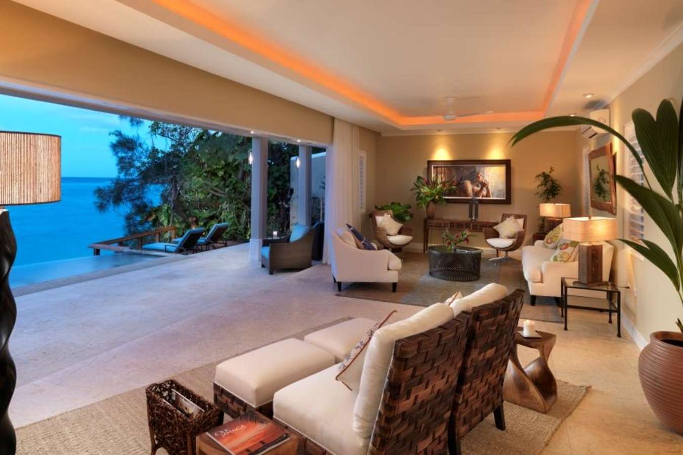 Cottage 7 Living Room 