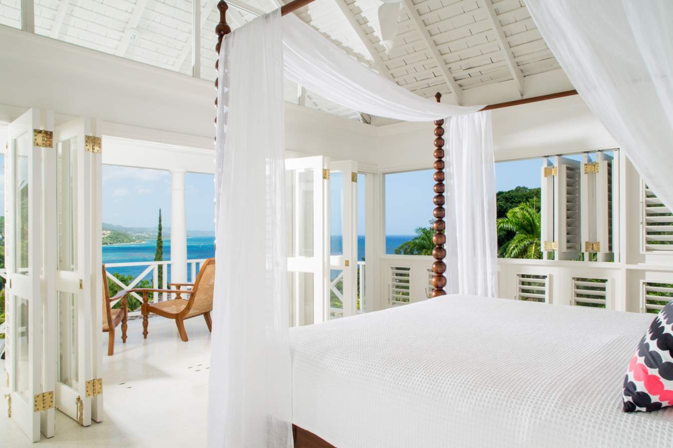 Grand Pineapple Villa Suite - Round Hill