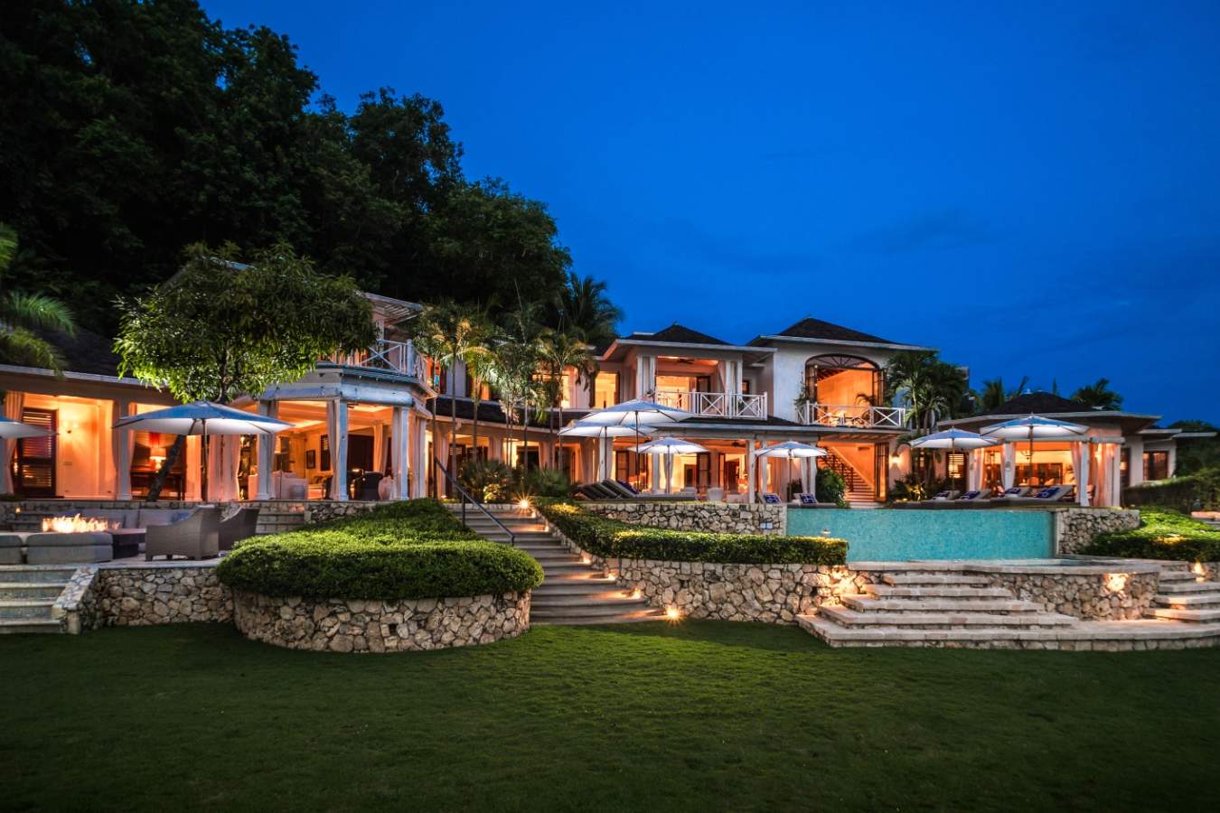 Premium Luxury Villa - Round Hill
