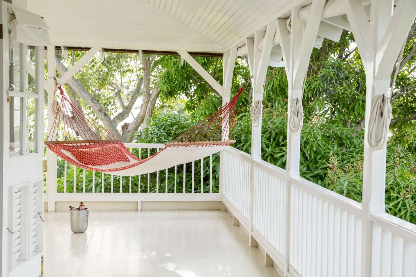 Veranda  - Strawberry Hill