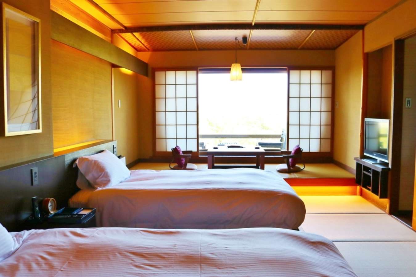 Japanese Western Room - Kotohira Kadan