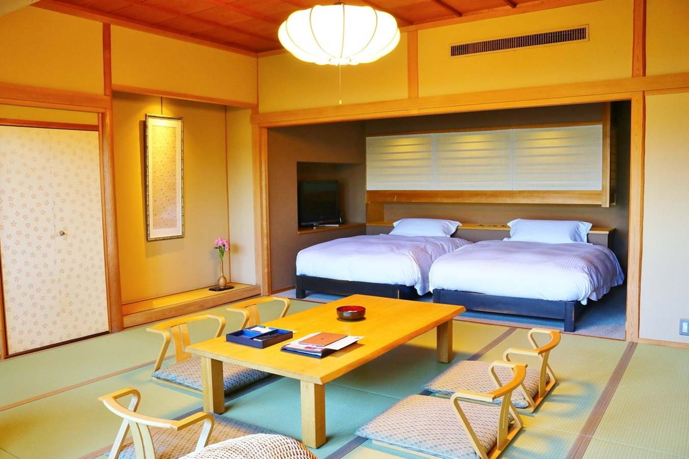 Japanese Western Room - Kotohira Kadan