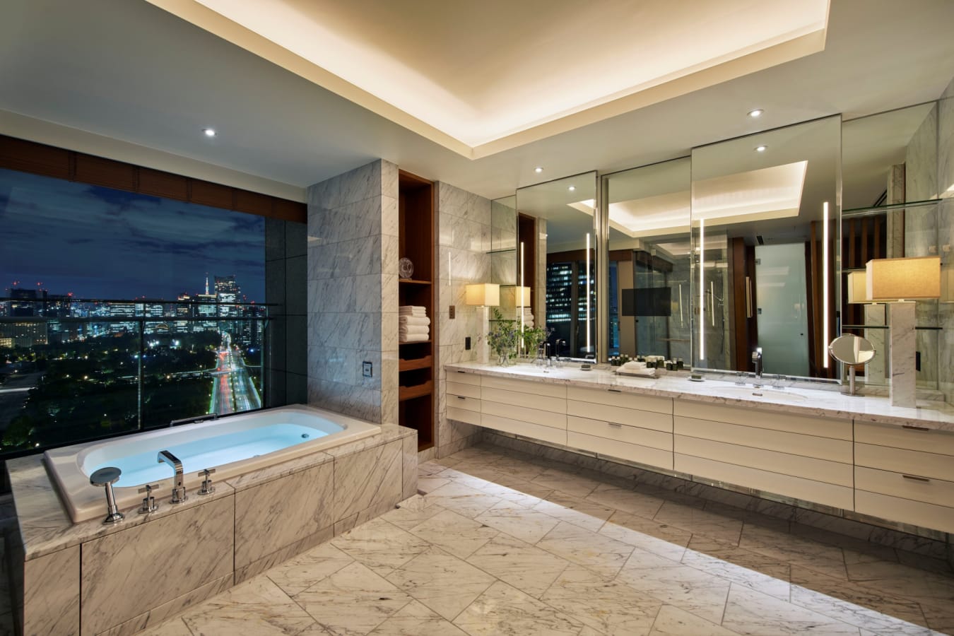 Palace Suite Bathroom  