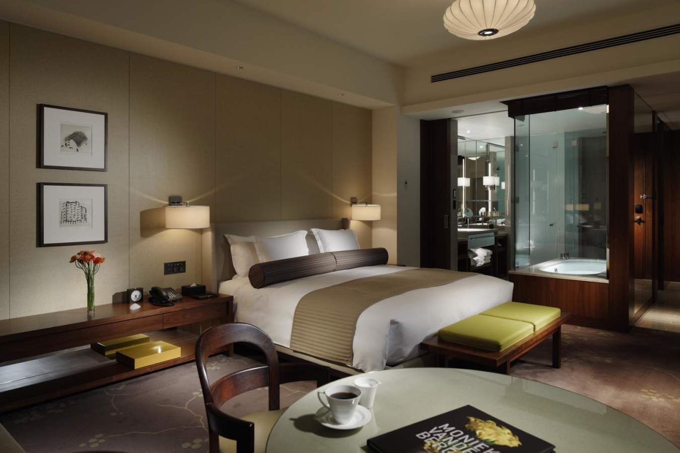 Deluxe Room - Palace Hotel