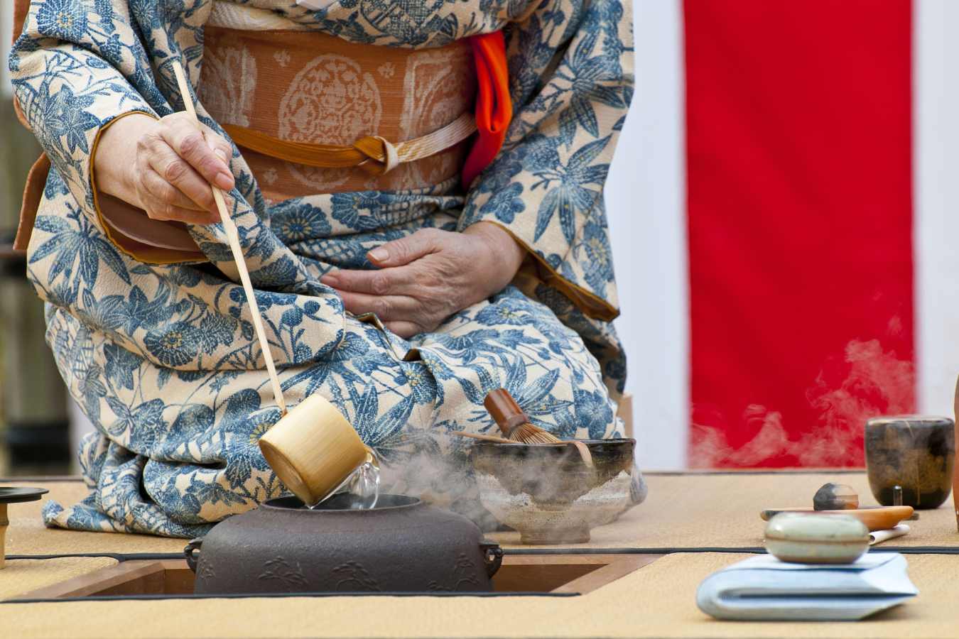 Tea Ceremony - Authentic Japan