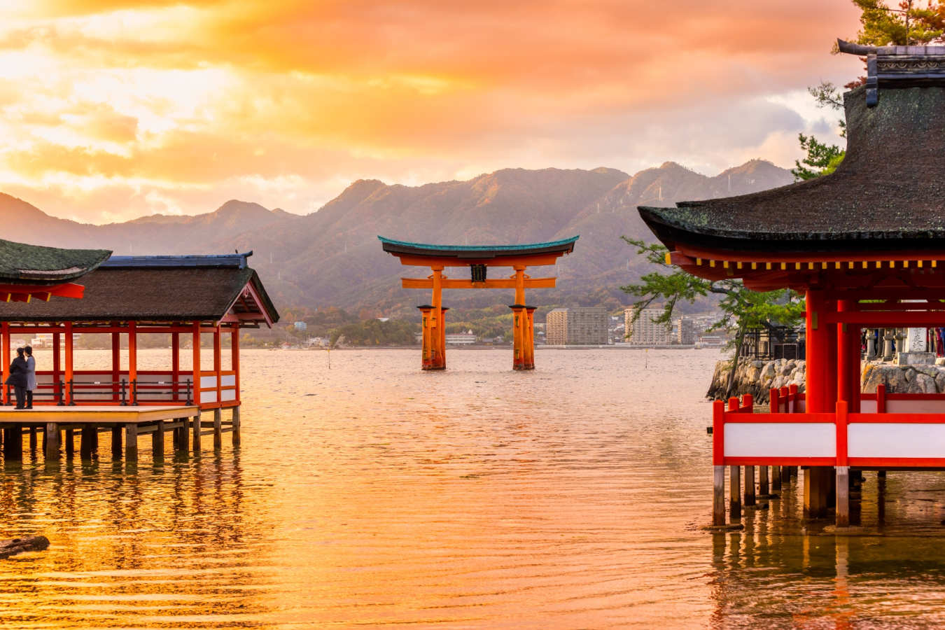Red Floating Tori Gate, Miyajima