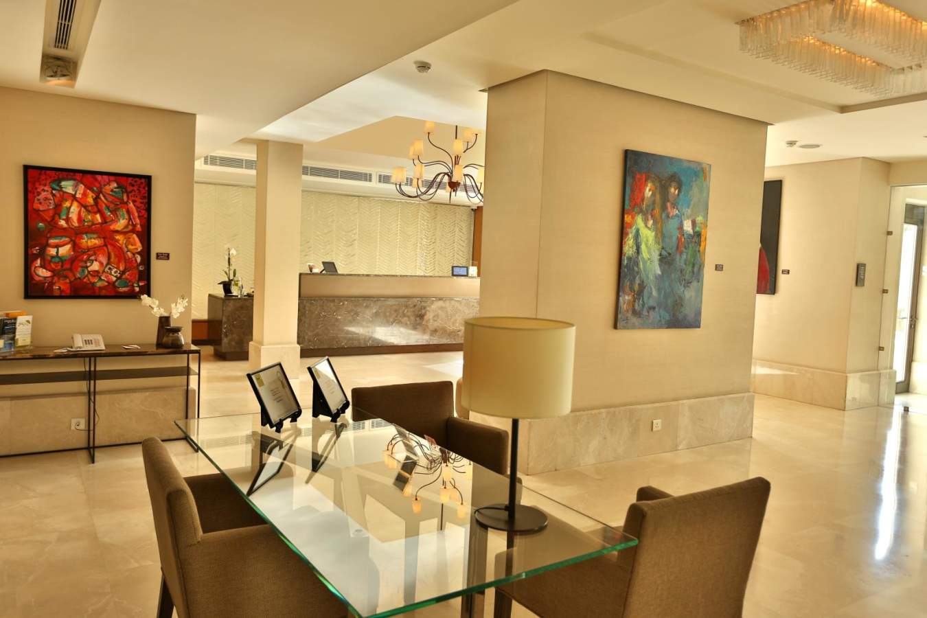Lobby - Al Qasr Metropole