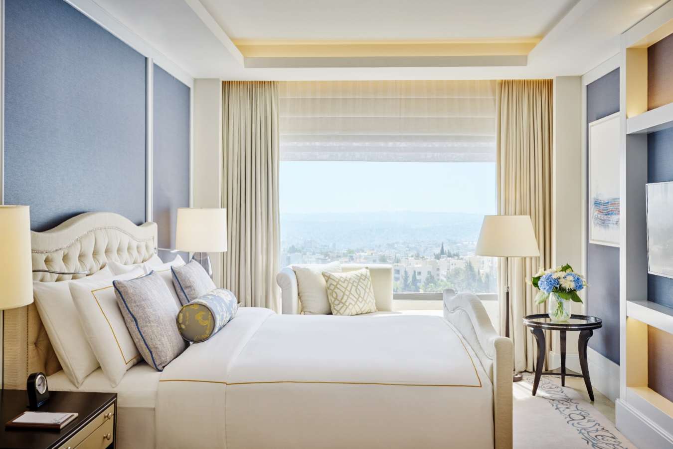 One Bedroom Suite - Fairmont Amman