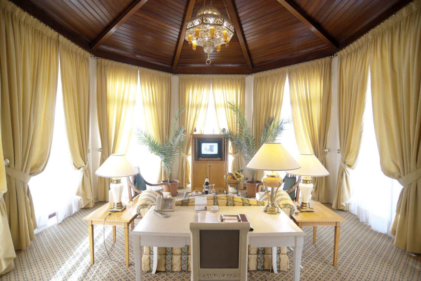 Living Room - Movenpick Resort Petra