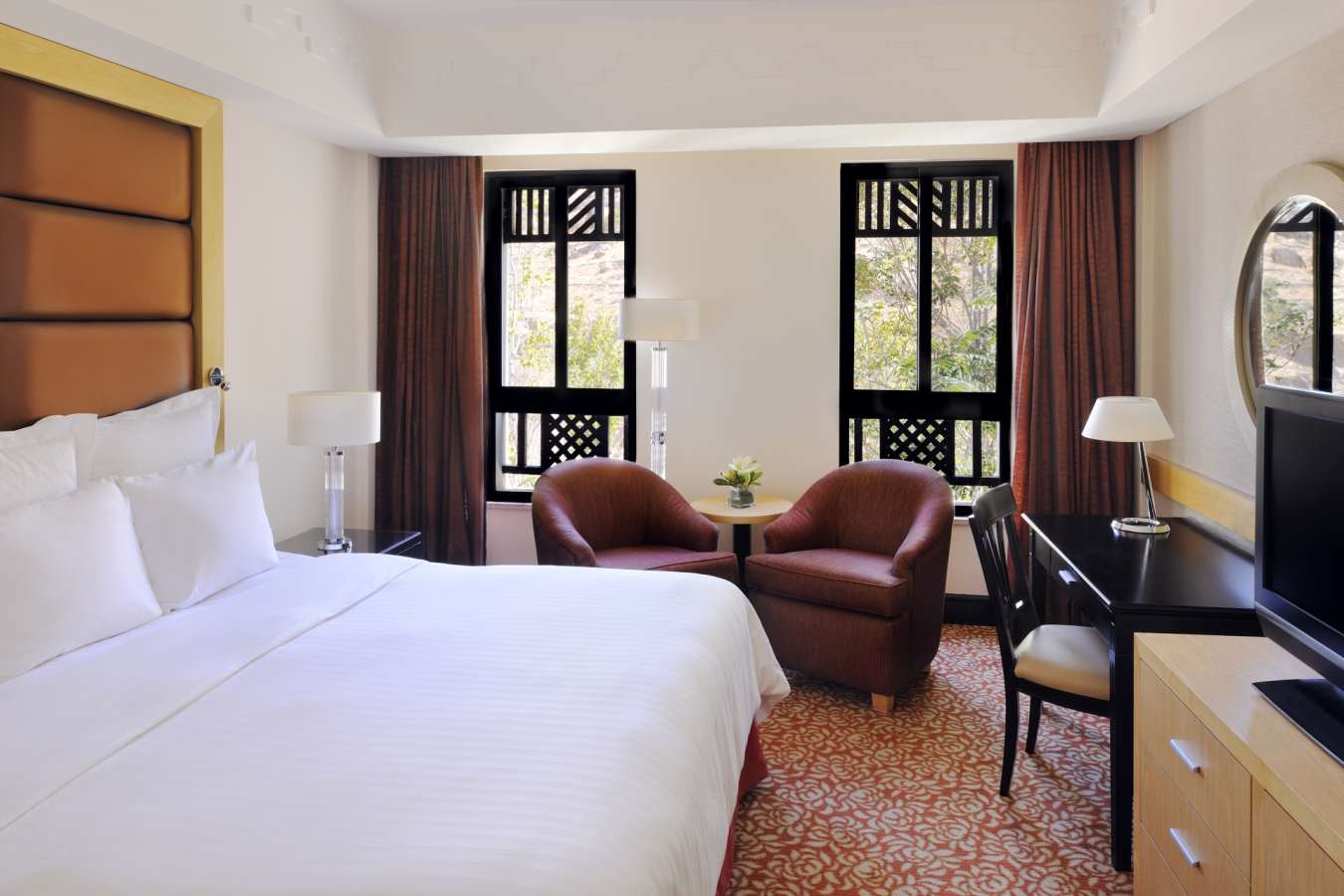 King Guest Room - Petra Marriott