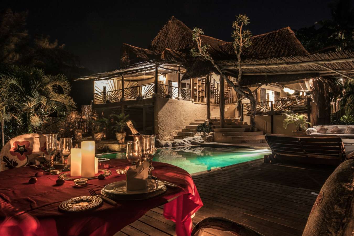 Pool Dining - Alfajiri Beach Villa