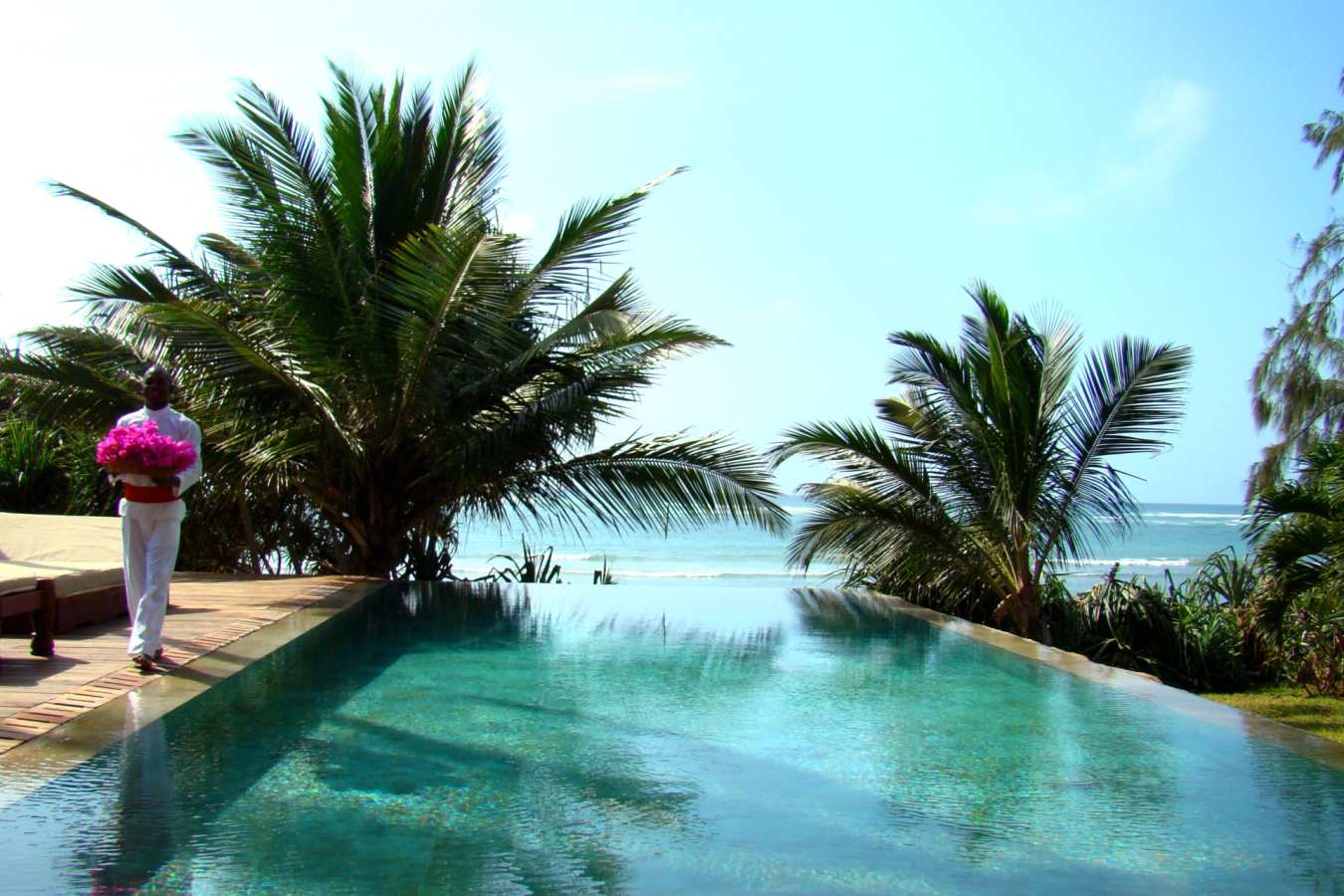 Beach Villa Pool - Alfajiri Beach Villa