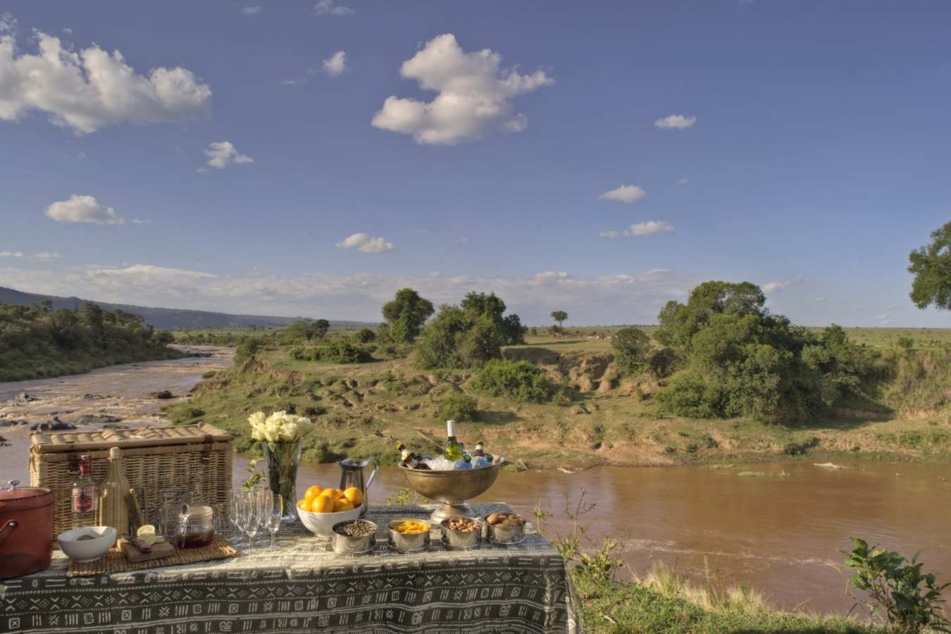 Drinks stop - Bateleur Camp at Kichwa Tembo