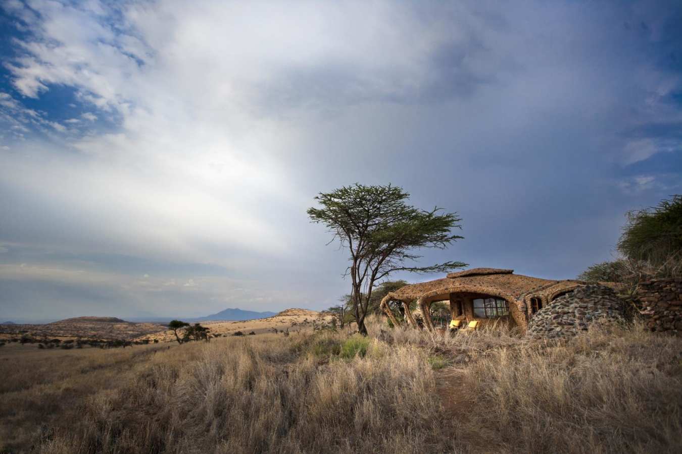 Earth Pod - Lewa House