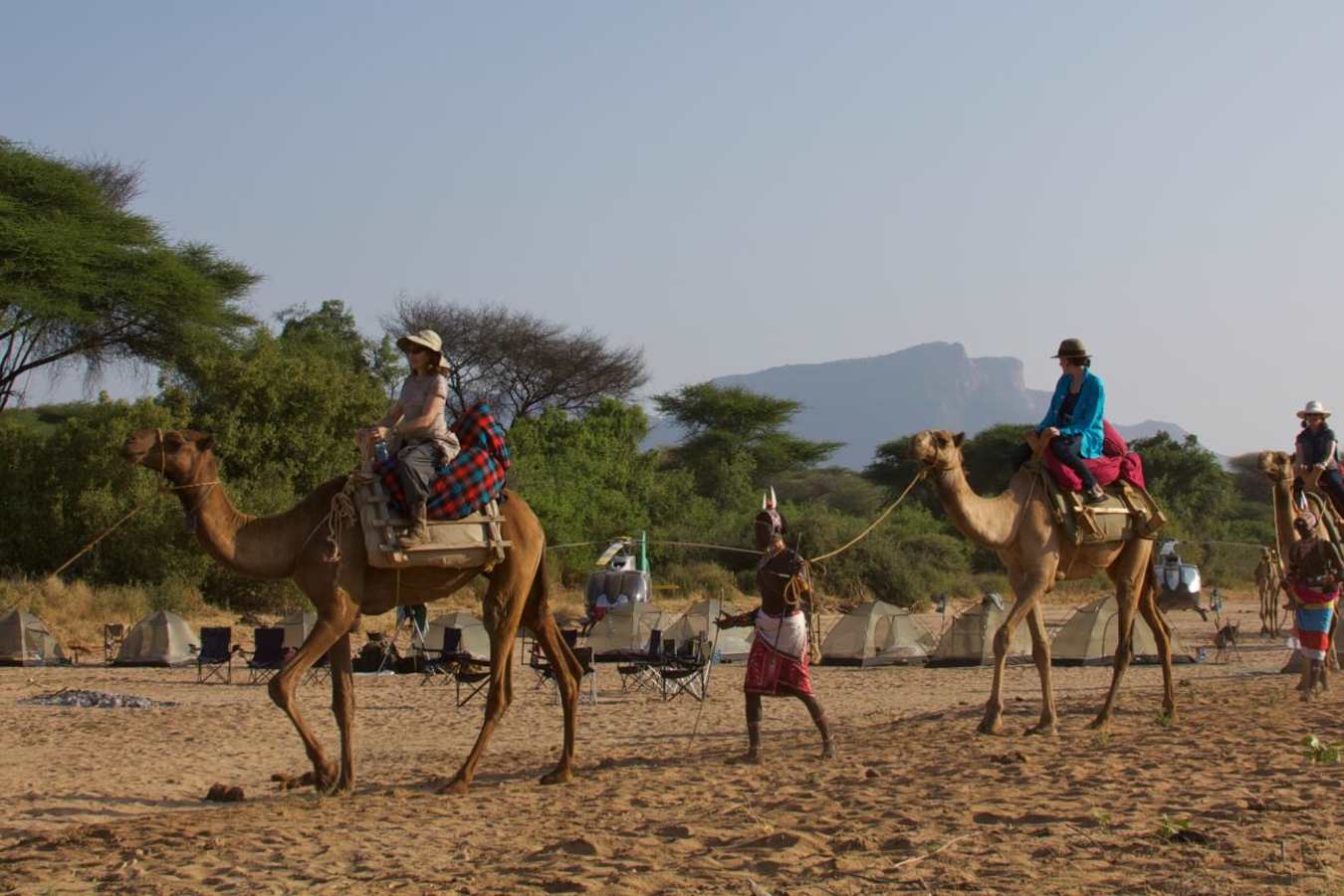 Fly camping with camels - Sarara Camp
