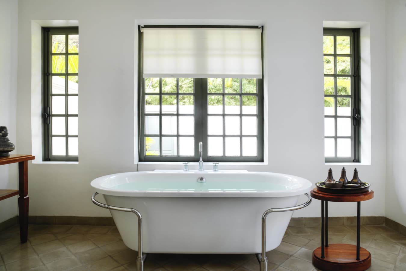 Khan Suite Bath - Amantaka