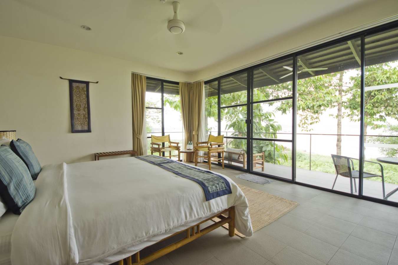 Room - The River Resort