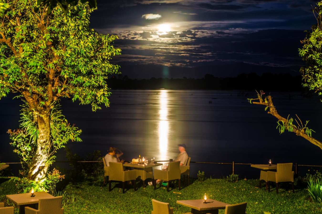 Dinner overlooking the Mekong - The River Resort